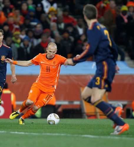 西班牙vs荷兰足球谁厉害